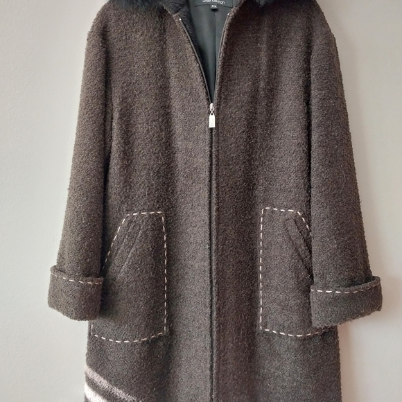 Vintage Winter Coat With Fur Trim - Picture 6 of 7